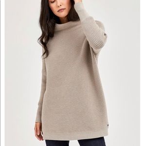 Monk and Lou Kinley pullover tunic